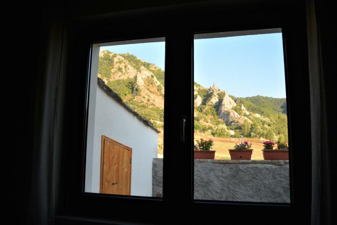 Bed and Breakfast Spazio Natura à Castelmezzano Extérieur photo